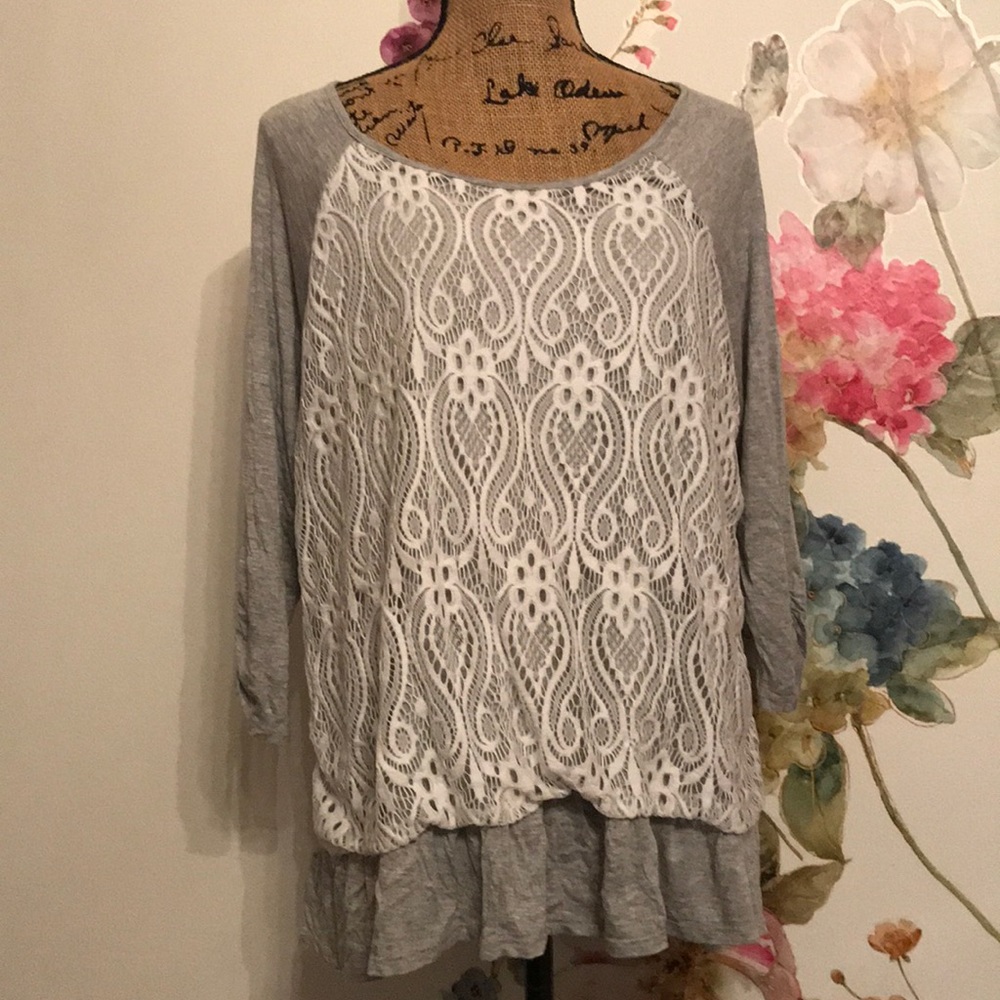Lace ruffle top